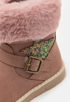 Friboo Korte Laarzen - Mauve -Kinder Kleding Winkel 12dcd43555514ce2b981c32b2879bfe8 scaled