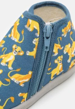 Friboo Disney The Lion King Simba - Pantoffels - Blue 11 Friboo Disney The Lion King Simba - Pantoffels - Blue -Kinder Kleding Winkel 1e3bb5ecb5334a09b594eb4f77b7d41b scaled