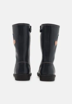 Friboo Laarzen - Dark Blue -Kinder Kleding Winkel 4a64208f5e81449eb5aa4e36a460d333 scaled