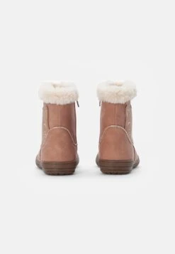 Friboo Booties - Korte Laarzen - Pink 8 Friboo Booties - Korte Laarzen - Pink -Kinder Kleding Winkel 4b3750fe34e84fa49aa2c7e6a3e05fb9 scaled