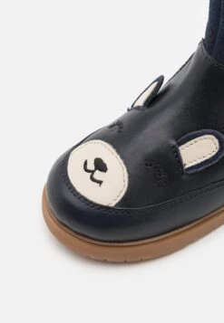 Friboo Leather - Snowboots- Dark Blue -Kinder Kleding Winkel 63c6886ea50e4c589fe02b48851d45d5 scaled