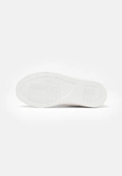 Friboo Sneakers Hoog - Light Pink 10 Friboo Sneakers Hoog - Light Pink -Kinder Kleding Winkel 68fc3b7bdeec46719f8fe43007332d18 scaled