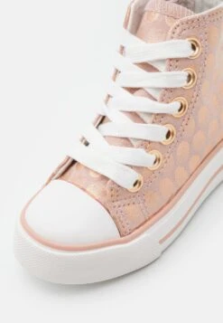 Friboo Sneakers Hoog - Rose Gold 11 Friboo Sneakers Hoog - Rose Gold -Kinder Kleding Winkel 6bb8f644470848bd8f5c424b4c3974a0 scaled