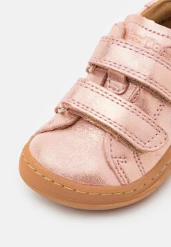 Froddo Barefoot - Klittenbandschoenen - Pink Shine -Kinder Kleding Winkel 7d379f2130a84b969f1c2bc2d218f886 scaled
