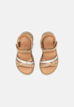 Friboo Leather Sandals - Sandalen - Rose Gold Coloured -Kinder Kleding Winkel 848e0a5350a5453c9947e3c52e12a0e5 scaled