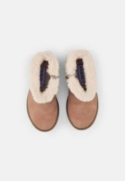 Friboo Booties - Korte Laarzen - Pink 9 Friboo Booties - Korte Laarzen - Pink -Kinder Kleding Winkel 853d235aa7d448cbafd84ec6c44f9afb scaled