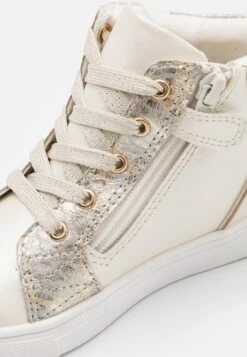 Friboo Sneakers Hoog - Off-White -Kinder Kleding Winkel b4e3b45fd8a046d1b003188110fb3106 scaled