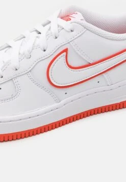 Nike Sportswear Air Force 1 Unisex - Sneakers Laag - White/Picante Red -Kinder Kleding Winkel b97aabe8d8d24db58a7f4730fa479c2b scaled