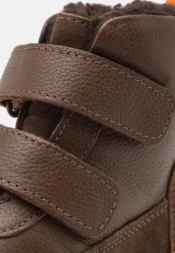 Friboo Leather - Korte Laarzen - Dark Brown -Kinder Kleding Winkel bfc9bf47c621492aa9fbedfaf2b810ca scaled