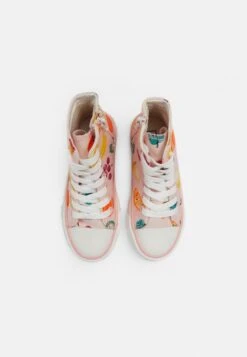 Friboo Sneakers Hoog - Light Pink 9 Friboo Sneakers Hoog - Light Pink -Kinder Kleding Winkel cf74fea90f764e00b949b311c726a20a scaled