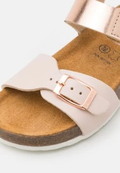 Friboo Sandalen - Gold -Kinder Kleding Winkel fdc33b3cb7d04e9ab2cbeab2f190351e scaled